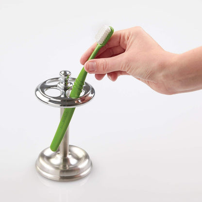 InterDesign York Metal Portacepillos de Dientes, Soporte Organizador de baño para Utensilios de Maquillaje en Acero Inoxidable, Plateado/Plateado Mate