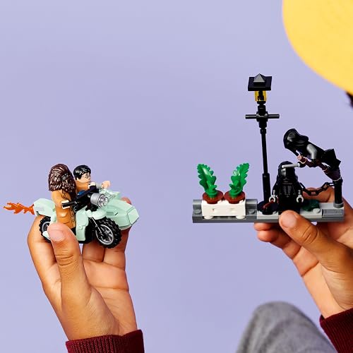 LEGO Harry Potter Hagrid y Harry: Escape de Privet Drive – Set de Construcción de Modelos – Moto de Juguete – 4 Minifiguras – Regalo para Niños y Niñas Mayores de 8 Años – 76459