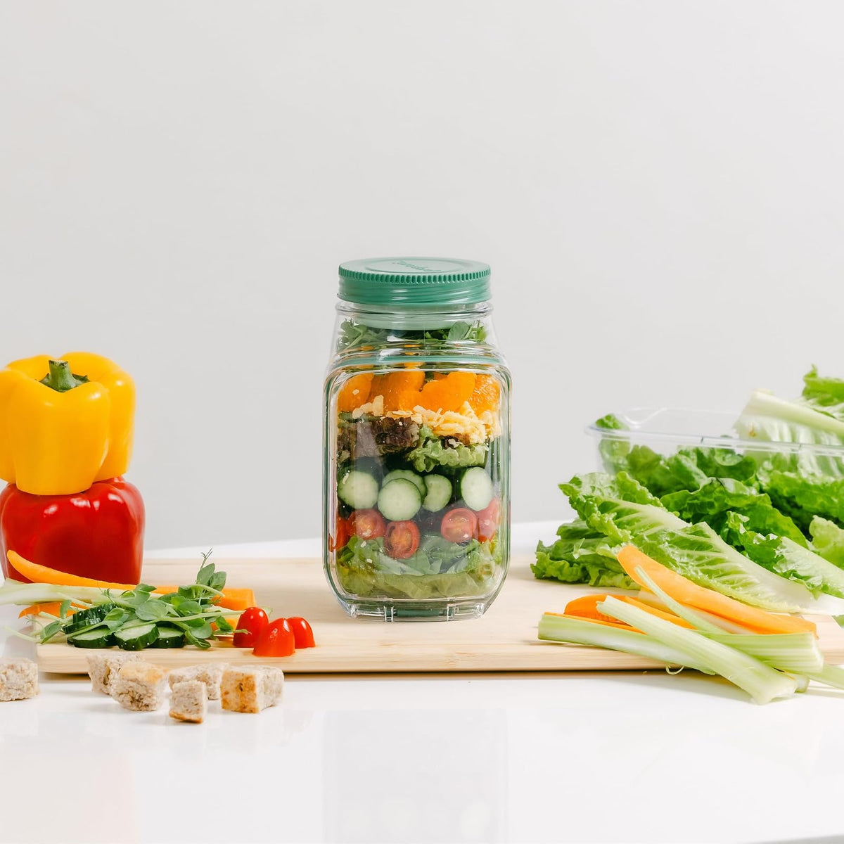 Prepara The Original Ensaladera | Sin BPA, ideal para preparación de comidas y ensaladas, cápsula de 4.5 tazas con cápsula de aderezo de 2.5 onzas