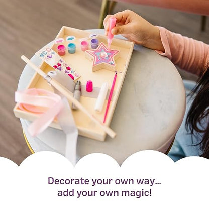 Melissa & Doug Kit Decora-tu-Propia Varita de Princesa, Juguete de Madera, Artes y Manualidades, Espejo Irrompible