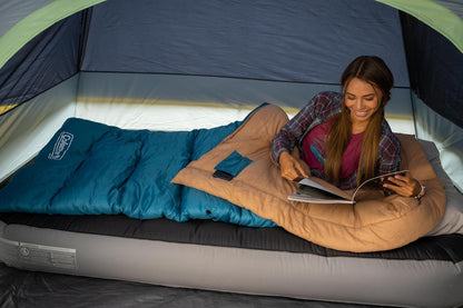 Coleman Brazos - Saco de dormir para adultos de 20/30 °F, con cierre y saco de cosas, lavable a máquina, ideal para camping, viajes, invitados y más
