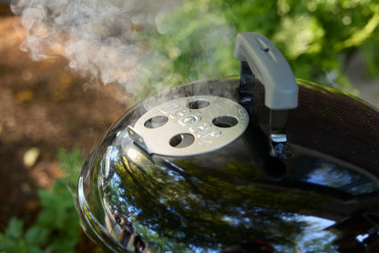 Weber Smokey Joe 14" Asador de carbón – Parrilla de carbón portátil compacta con cerradura de tapa Tuck‑N‑Carry® y acabado duradero de porcelana esmaltada para cocinar al aire libre