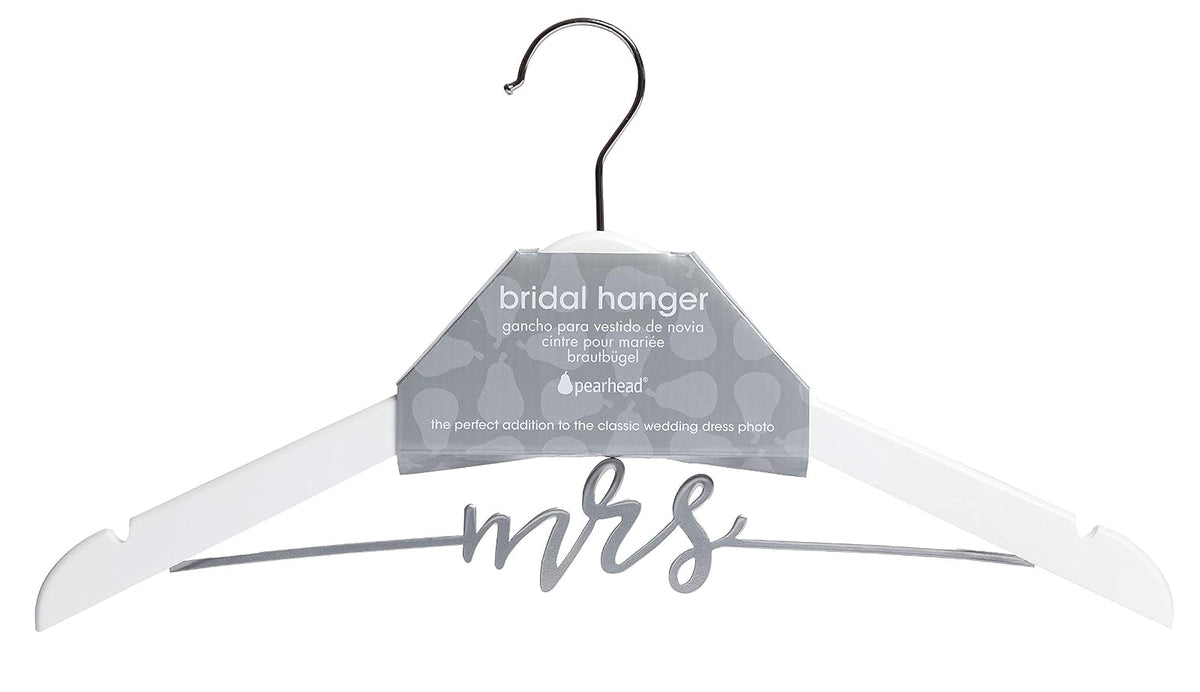 Pearhead Mrs. Percha de Ropa para Vestido de Boda, Elegante Recuerdo de Madera para Novia con Letras de Alambre cursivo, Accesorio Perfecto para Fotos y Regalo para Novia, Blanco y Plateado
