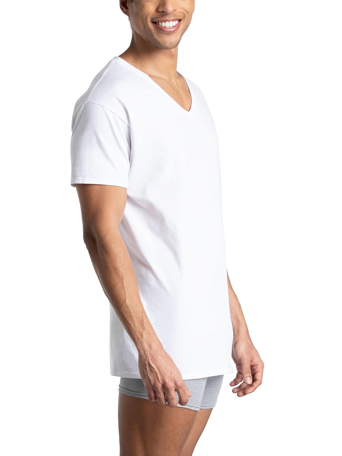 Fruit of The Loom Men's Eversoft Cotton Stay Tucked V-Neck T-Shirt