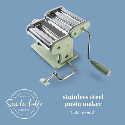Sur La Table Kitchen Essential Va Bene - Máquina manual para hacer pasta de fideos con rodillos y cortadores, espaguetis, fettuccini, lasaña o bola de masa hervida, acero inoxidable/verde enebro