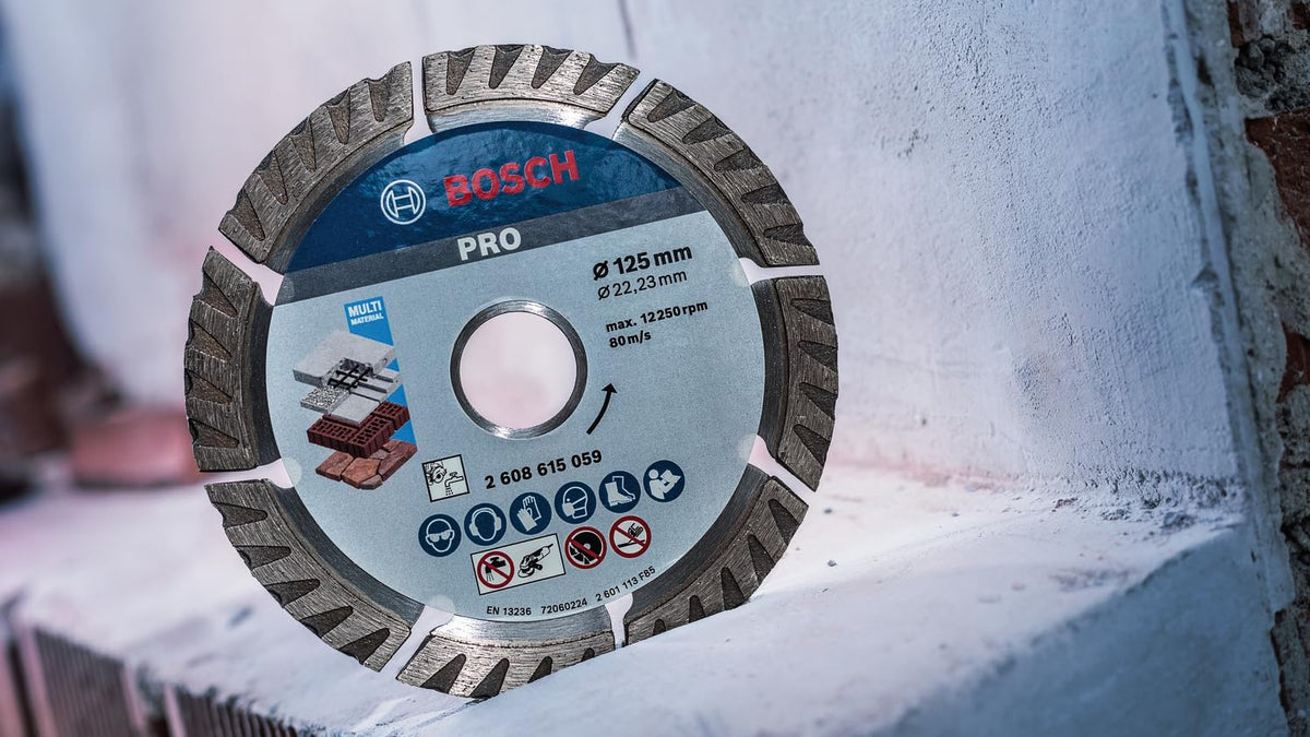 Bosch DISCO DIAM. | UNIVERSAL | SEGMENTADO | 4 1/2'' | Para hormigón, hormigón armado, Ø 115 mm, accesorio profesional Amoladora angular pequeña