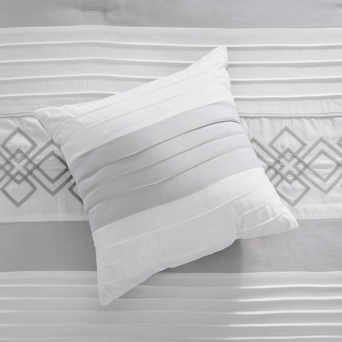 Chezmoi Collection Ariel - Juego de Ropa de Cama de 7 Piezas con Bordado geométrico de Chenilla Gris, tamaño California King