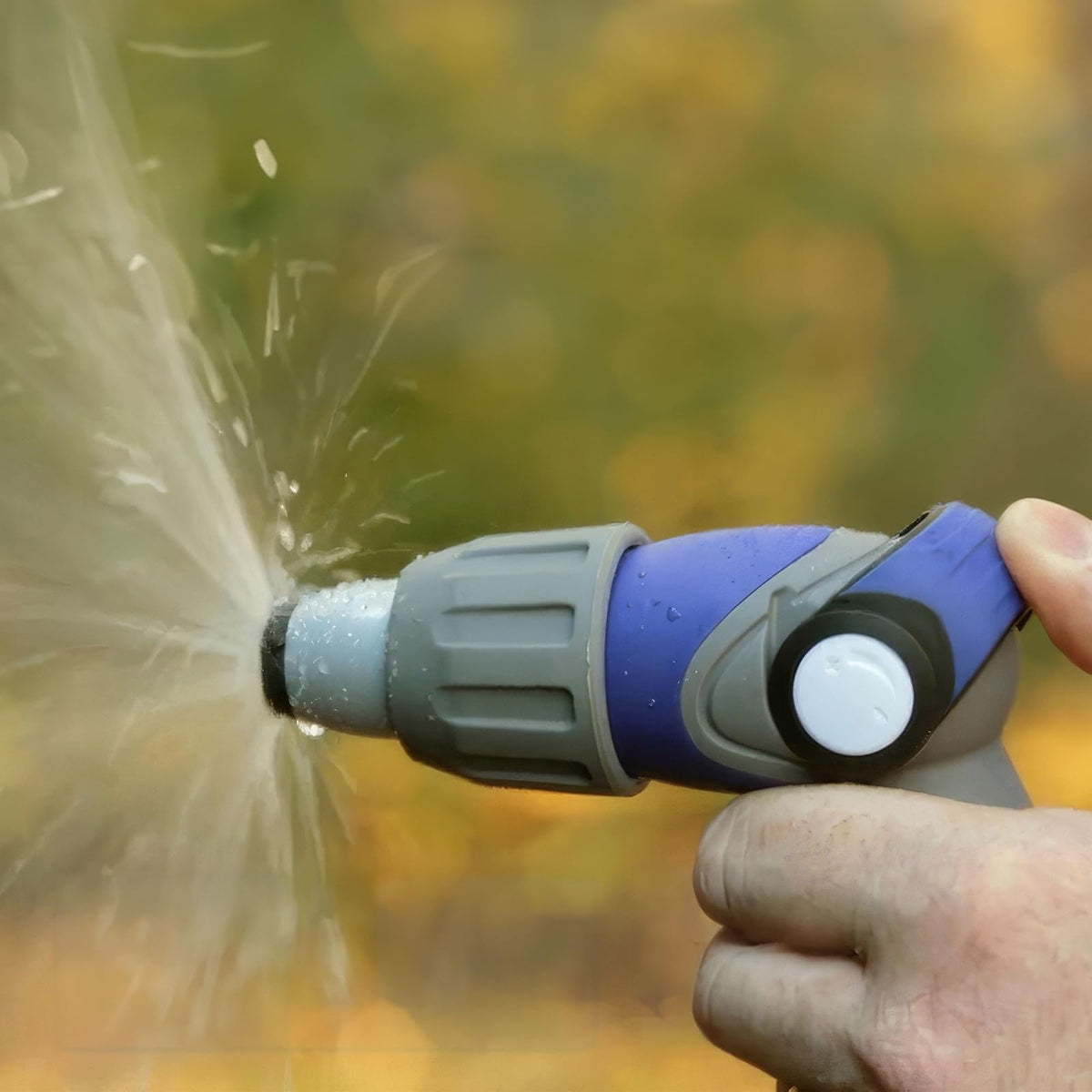 Camco Thumb Lever Nozzle with Adjustable Spray Pattern - Fits Any Standard Hose (41986)