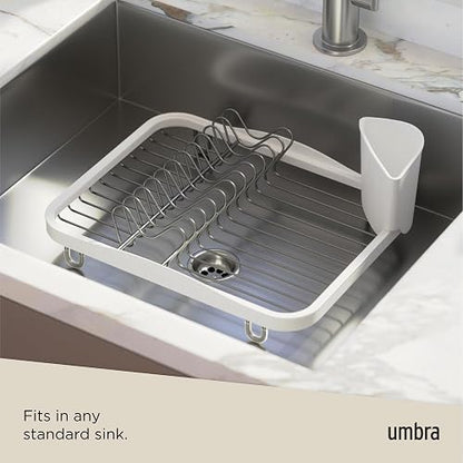 Umbra Sinkin Escurridor de Platos | Apto para fregaderos estándar y bajo encimera, patas de goma antideslizantes, hilo pintado, polipropileno resistente