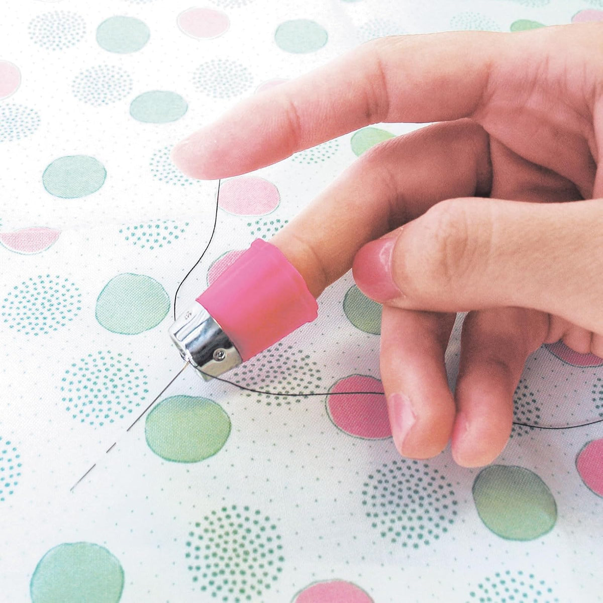Clover 6026 Medium Protect and Grip Thimble