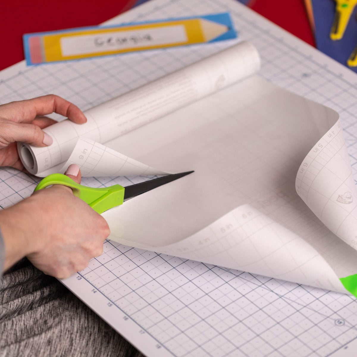 Duck EasyLiner - Revestimiento calcomanía Transparente para gabinetes, armarios y Cubierta Protectora, Forro de Estante fácil de Cortar y Instalar, Autoadhesivo y extraíble, 20 x 30 pies, 1 Rollo