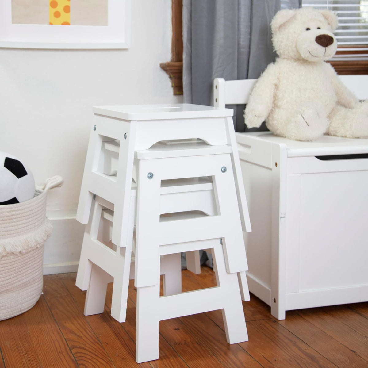 Melissa & Doug Taburetes de Madera - Juego de 2 (Blanco)