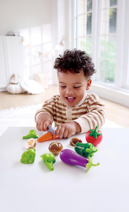 Hape , Accesorios de Cocina de Madera para Niños: Set de Verduras Realistas, Juego Educativo y Divertido para Explorar el Mundo de la Cocina. De 2 a 8 años. E3161