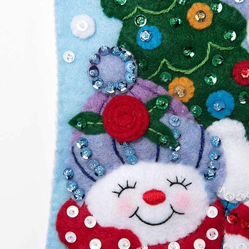 Bucilla - Kit de calcetines de fieltro para Navidad, 45,7 cm, retrato familiar de nieve