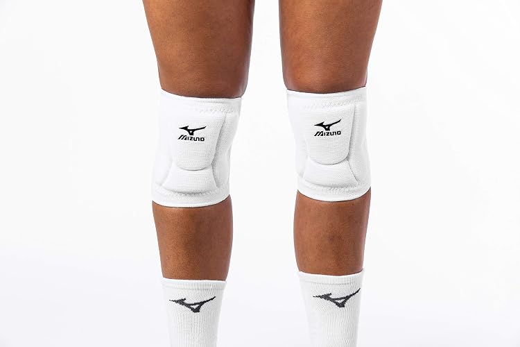 Mizuno LR6 Volleyball Kneepad