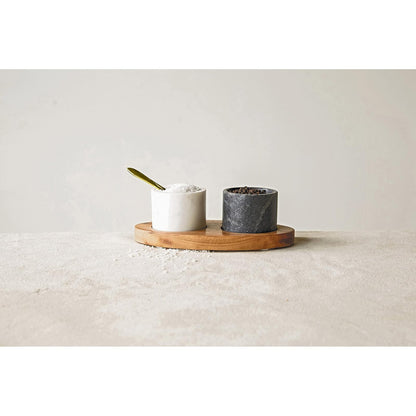 Creative Co-Op 2 cuencos de mármol sobre base de madera de mango con cuchara de sal