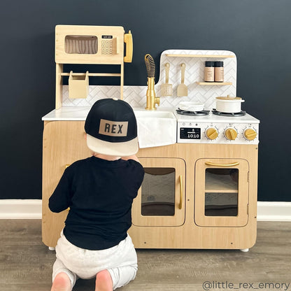 Teamson - Juego de Cocina para niños pequeños de Chipre con 14 Accesorios, Juego de Cocina de Juguete de Madera para niños de 1 a 8 años, estación de Cocina Montessori, Roble Claro/Blanco