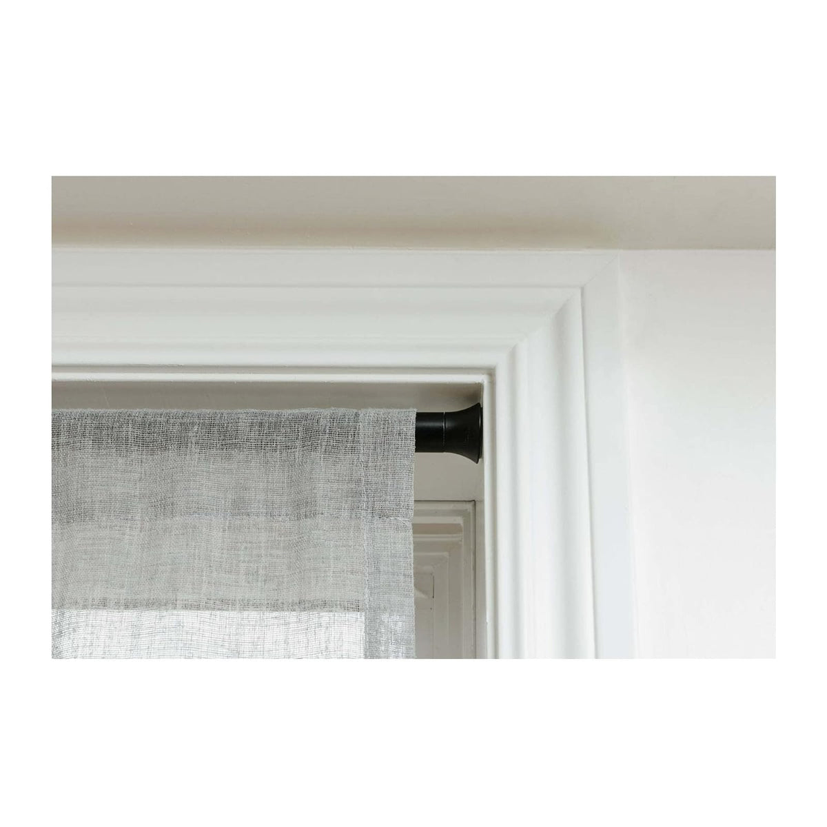 Umbra 244925-038 Chroma Barra de tracción extensible, Negro mate