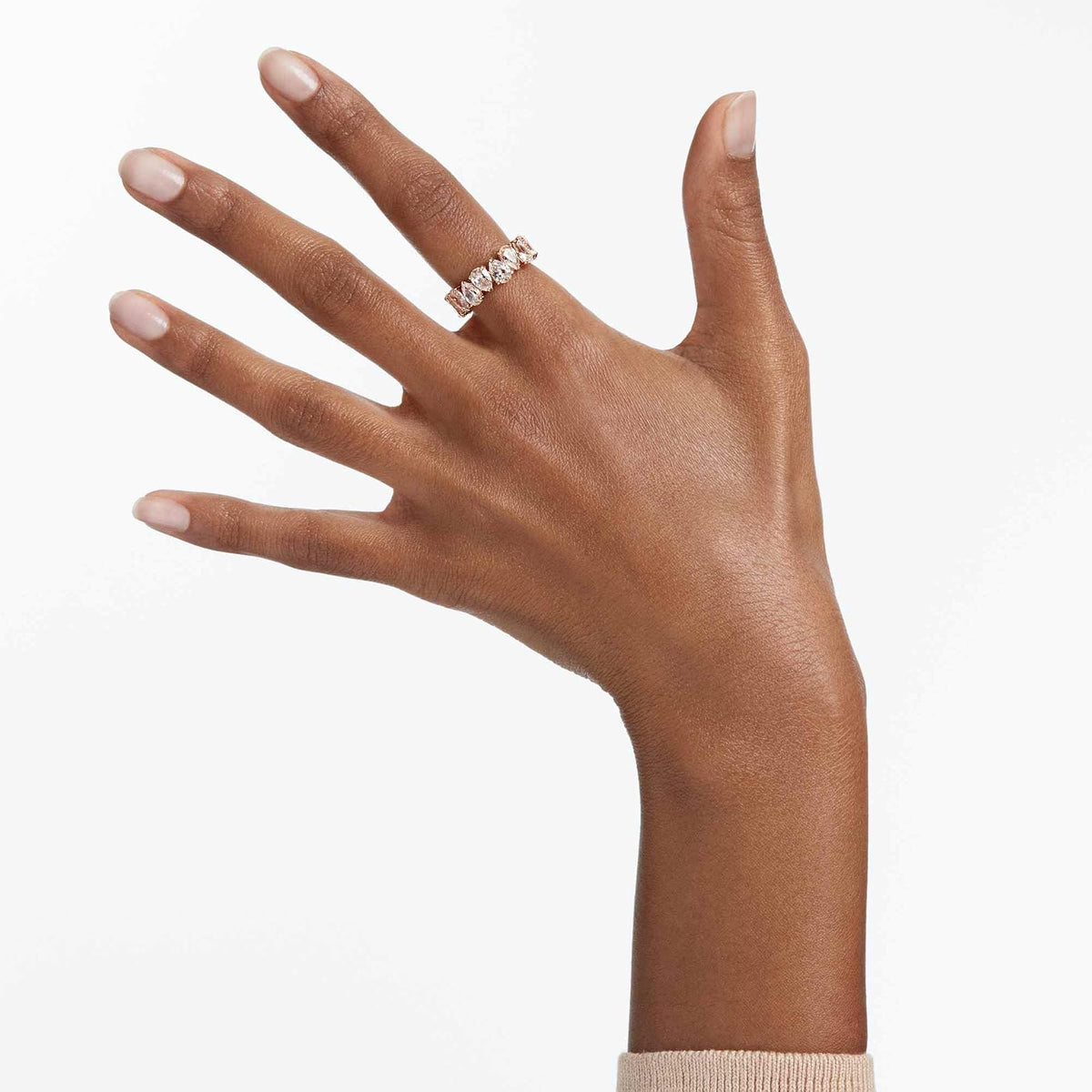 Swarovski Anillo Matrix Vittore, Talla pera, Blanco, Acabado tono oro rosa