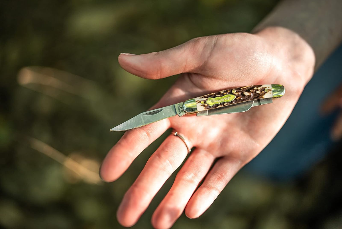 Uncle Henry Next Gen Staglon 807UHCP JR - Cuchillo Plegable de 3 Hojas de 4.8 Pulgadas con Punta de Clip de Acero Inoxidable, pie de Oveja, Cuchillas Spey-Point y Mango de Staglon para Caza, Camping