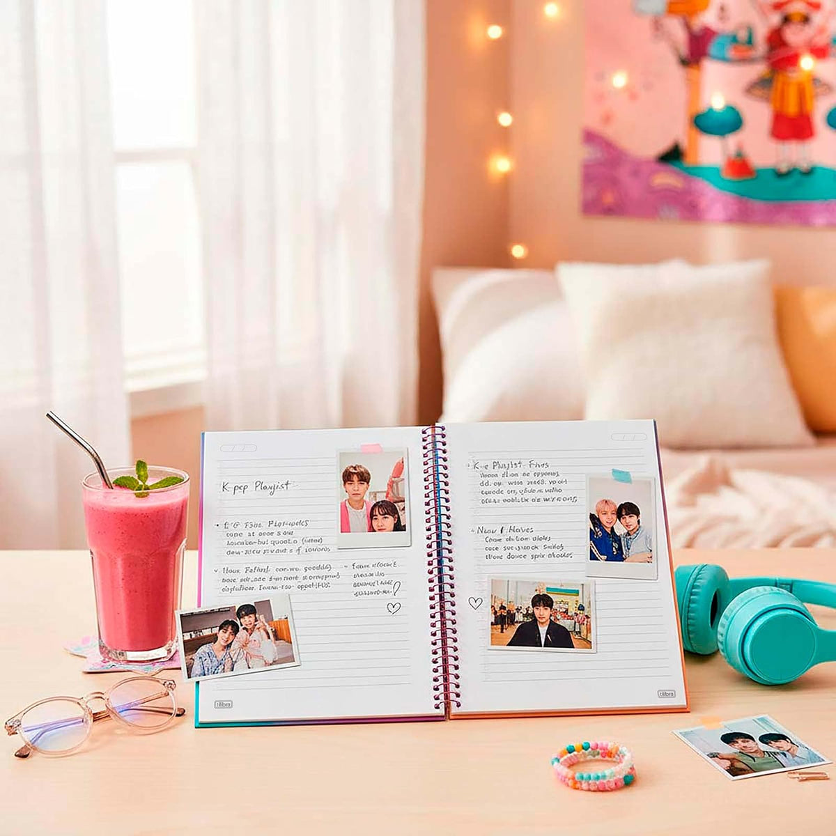 Tilibra Cuaderno Profesional con Espiral de 160 hojas a Raya, Guerreras K-pop Huntrix y Saja Boys. P7275