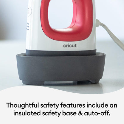 Cricut EasyPress Mini Prensa de Calor para Objetos Pequeños como Zapatos, Peluches, Gorras y Más, 3 Configuraciones de Calor y Punta de Precisión, Placa de Calor Recubierta de Cerámica, Raspberry