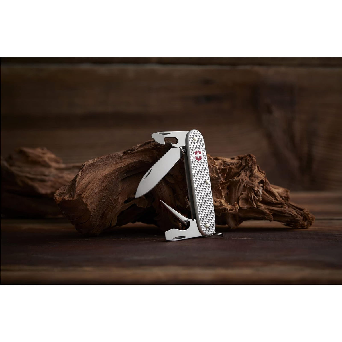 Victorinox Navaja Pioneer Alox, Plata, 8 Usos