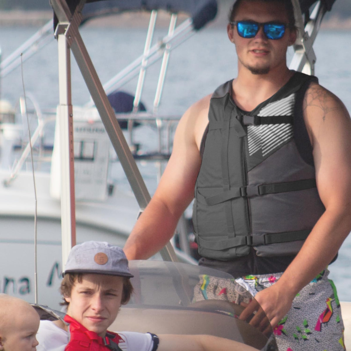 Stohlquist Fit Unisex Adult Life Jacket PFD - Coast Guard Approved, Easily Adjustable for Full Mobility, Lightweight, PVC Free | Universal and Oversize