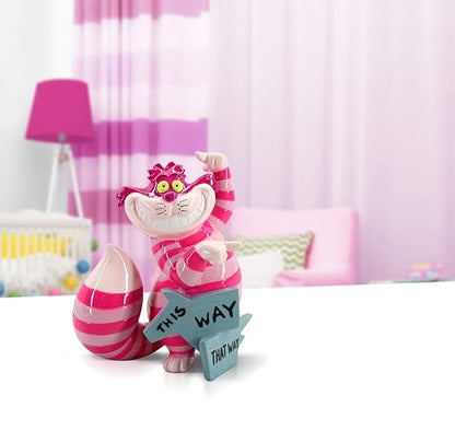 Enesco Alice in Wonderland Disney Showcase Cheshire Cat This Way Figura en Miniatura, 3.35 Pulgadas, Multicolor