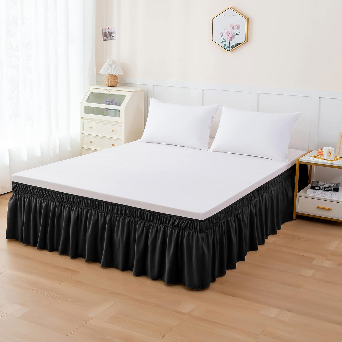 Elegant Comfort - Falda de Cama elástica con Volantes sólidos, con caída a Medida de 16 Pulgadas, fácil Ajuste, Alta Calidad Resistente a Las Arrugas y a la decoloración, tamaño King/Queen, Negro