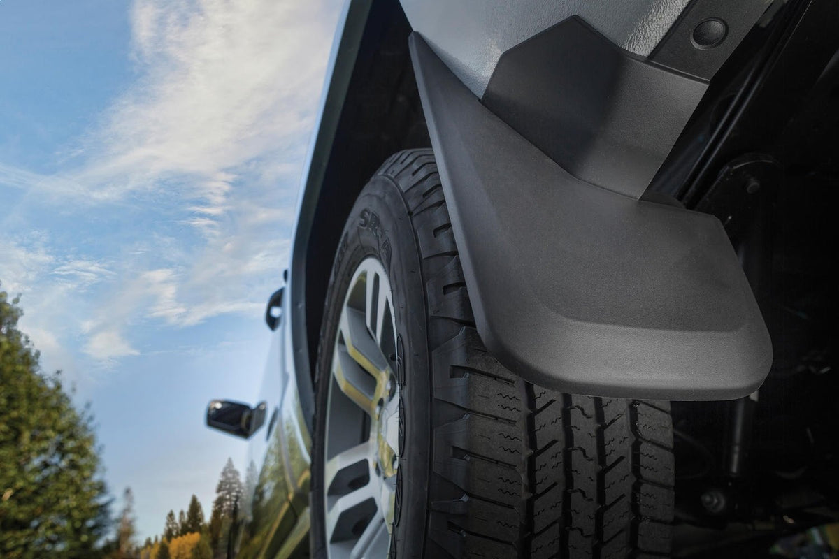 Husky Liners - Protectores de Lodo Delantero y Trasero | Se Adapta a Ram 1500 (Nuevo Estilo de Cuerpo) 2019-2024 con Luces de Guardabarros OEM - Negro, 4 Piezas | 58136