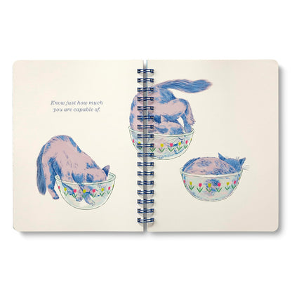 Spiral Notebook: Be Who You Are. Love What You Love. | Tema de gatos, 192 páginas rayadas, 7x9.25 pulgadas, cubierta papel metálico