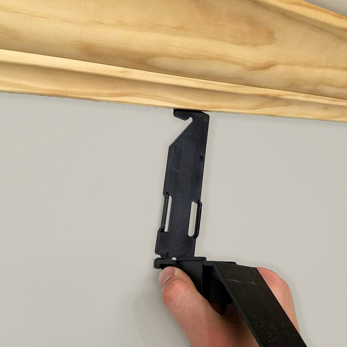 Milescraft 1401 Crownhangers, Black