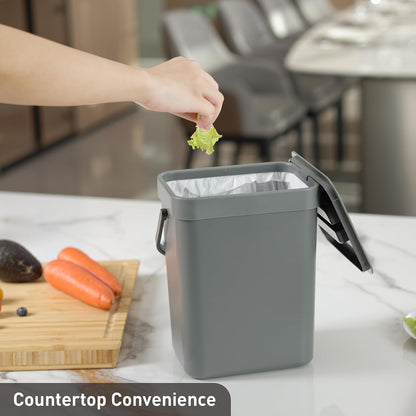 EKO Puro - Mini cubeta de basura para colgar en la pared con tapa, cubeta de compostaje de residuos de alimentos para interiores, 0.79 galones / 3L pequeño cubeta de basura para cocina (gris)