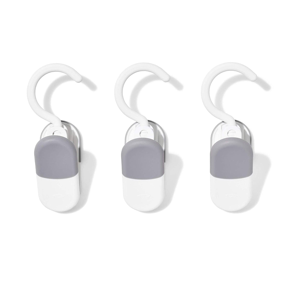 OXO Good Grips - Juego de ganchos de 3 piezas, color blanco