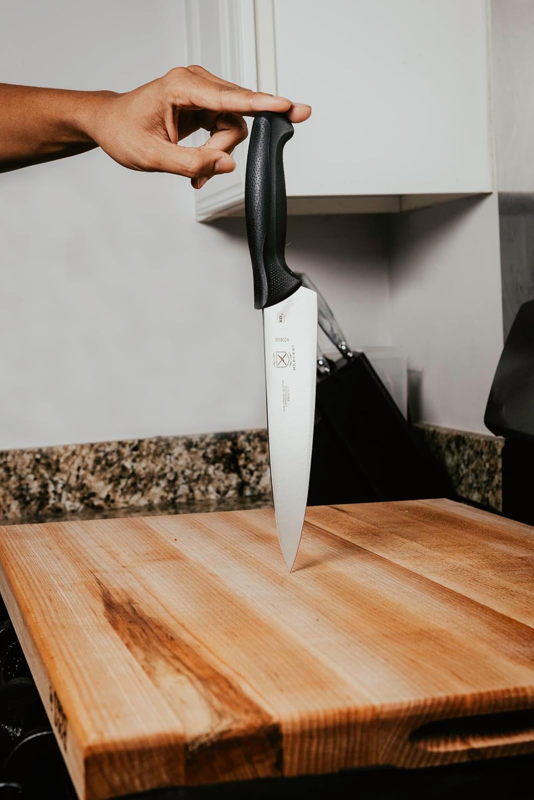 Mercer Culinary Millenia M22608 Cuchillo para chef de 8" (20.3 cm)