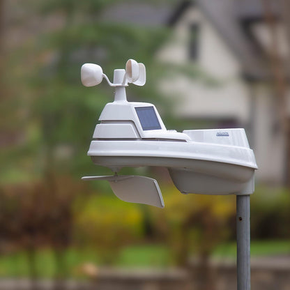 AcuRite 01540M 5-in-1 Weather Station with Wi-Fi Connection to Weather Underground