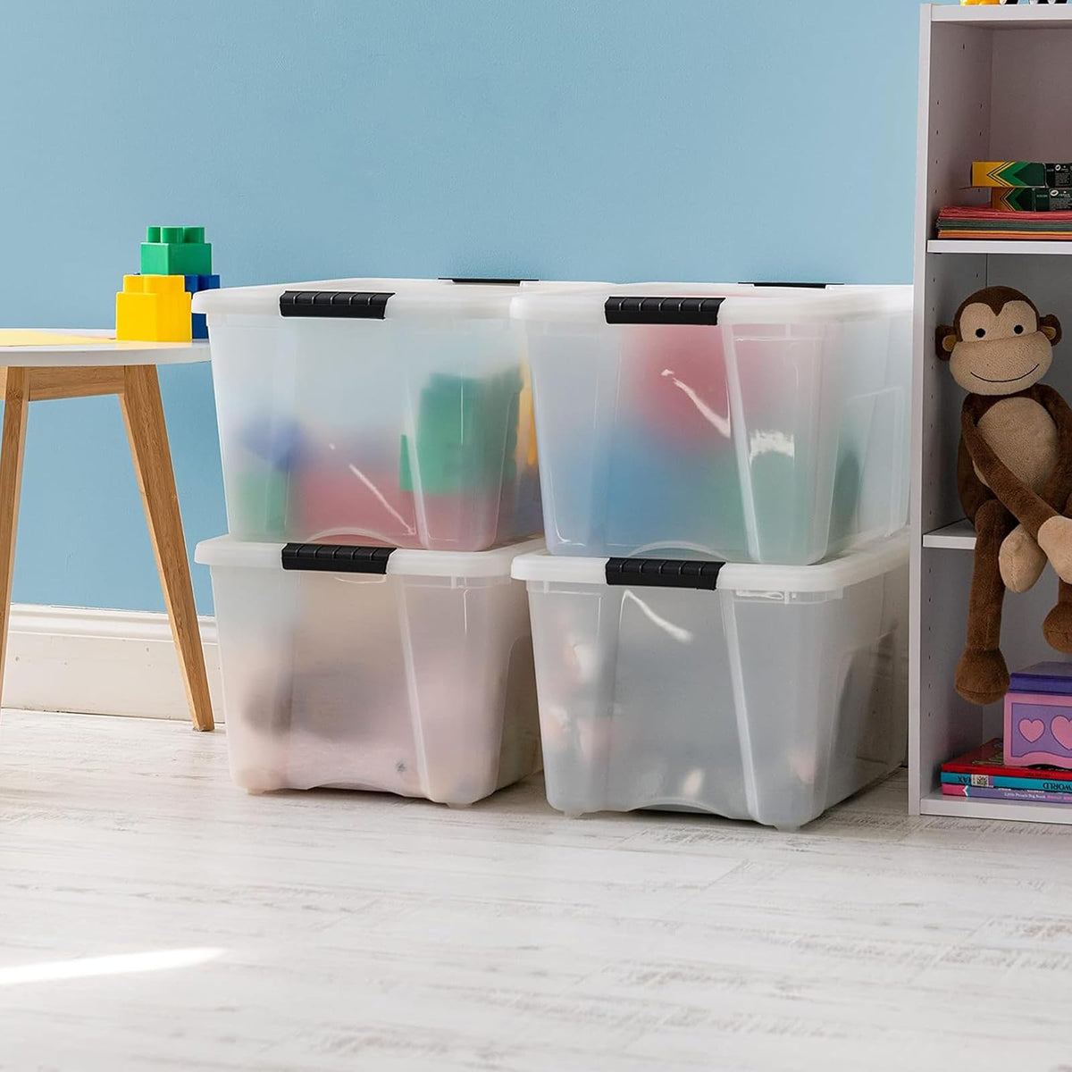 IRIS USA 4 Contenedores de 40 Qt con Tapa, Perla | Oculta el contenido para una apariencia limpia. Ideal para mudanzas, cobijas, ropa y garaje. Diseño anidable.