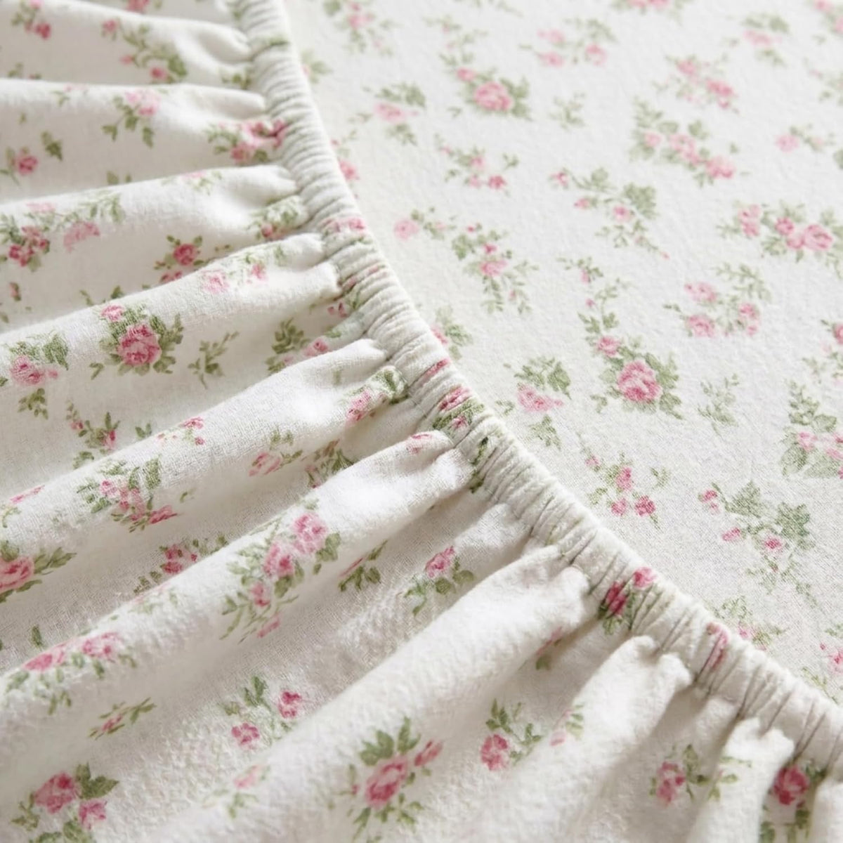 Laura Ashley Home | Colección de Franela | Juego de sábanas de Franela de algodón Ultra Suave y Acogedor, Ligero, de Alta Calidad, Antiarrugas, antidecoloración, Resistente a Las Manchas e