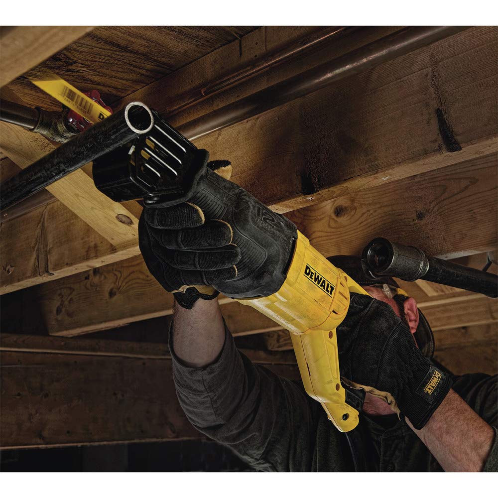 DEWALT Sierra alternativa, 12 amperios, 2.900 RPM, abrazadera de hoja de 4 posiciones, gatillo de velocidad variable, con cable (DWE305), grande