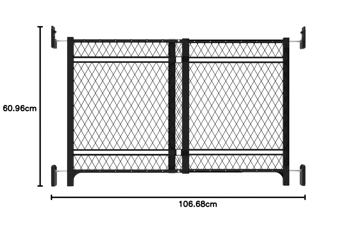 Ingenuity Doorway 42W Puerta de Seguridad para Bebés y Perros, para Interiores y Exteriores, Panel de plástico con Refuerzo de Acero galvanizado, se Adapta a Aberturas de 58 a106 cm