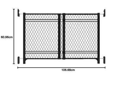 Ingenuity Doorway 42W Puerta de Seguridad para Bebés y Perros, para Interiores y Exteriores, Panel de plástico con Refuerzo de Acero galvanizado, se Adapta a Aberturas de 58 a106 cm