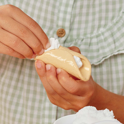 little tikes, Creative Chefs Kit Restaurante Italiano, Juguetes de Cocina, Incluye Arena Make-It! Mix, +3 Años