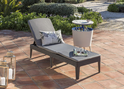 Keter Camastro Jaipur con Cojin, Ratán Sintético, Reclinable, Diseño Ergonómico Y Resistente A La Intemperie, para Jardín, Terraza O Piscina