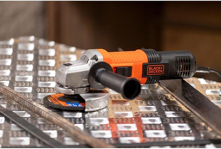 BLACK+DECKER Esmeriladora Angular 4-1/2" 920W, 6 Discos, G720X6D | Esmeriladora Angular 4-1/2" (115mm), 920W, 11000RPM/min, 6 Discos