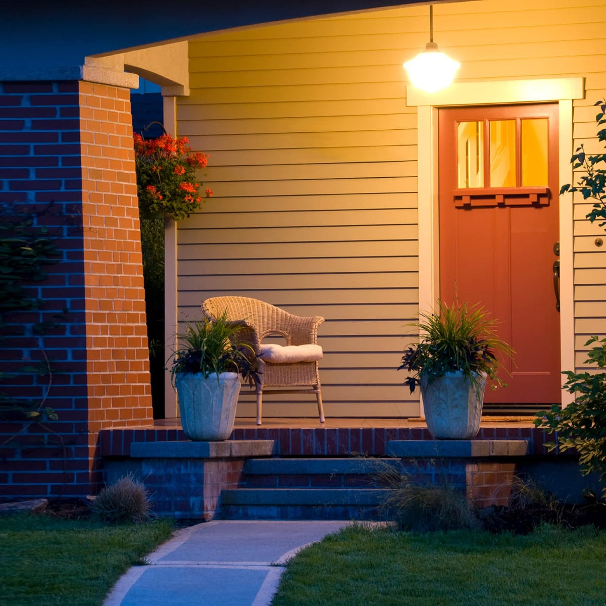 Feit Electric - Luz LED para Exteriores A19, Equivalente a 60 W, Regulable, Base E26, 800 lúmenes, Color Seleccionable, 13 años de Vida, Paquete de 1, OM60/BUG/950/LEDI/RP