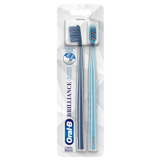 Oral-B Premium cepillo para polvo de dientes blanqueador con borrador de placa, mediano, azul cielo y gris, 2 unidades