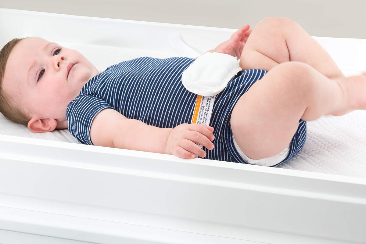 Colchón cambiador contorneado premium Graco — Certificación GREENGUARD Gold, resistente al agua, funda suave con hebilla, compatible con la mayoría de cambiadores estándar, base antideslizante