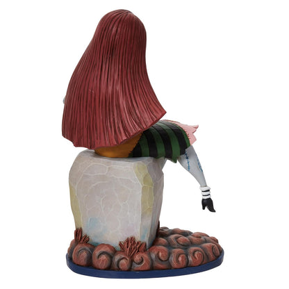 Enesco Jim Shore Disney Traditions Nightmare Before Christmas - Figura de Sally y Gato en lápida, 8 Pulgadas, Multicolor