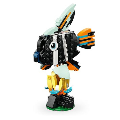 LEGO Creator 3en1 Fauna Salvaje: Tucán Tropical Figura, Se Convierte en Mariposa de Juguete o Modelo de Pez, Regalo para Amantes de la Naturaleza y Niños de 7 Años o Más 31173